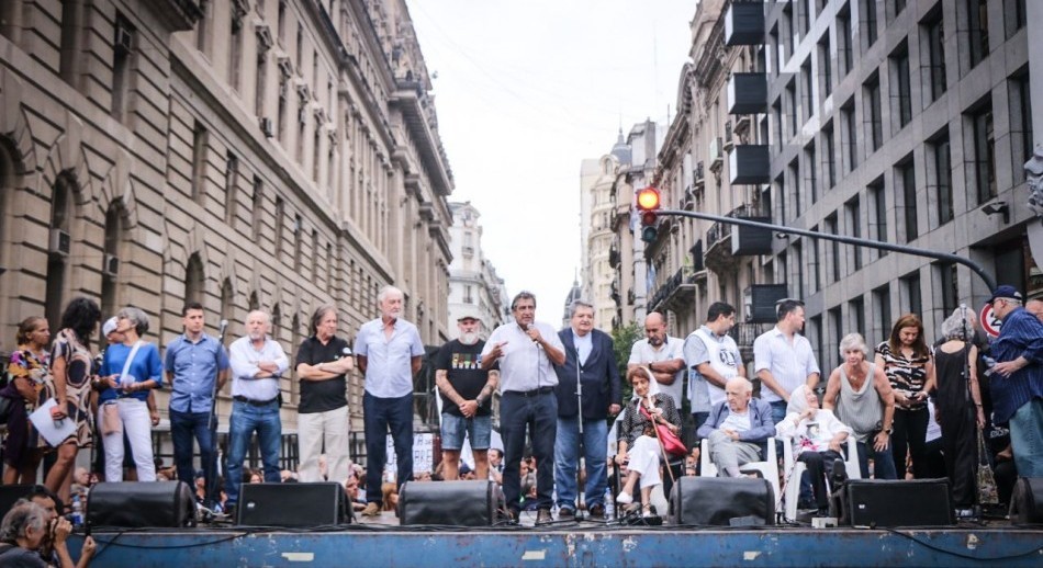 Gremios K marcharon en apoyo al juicio político a la Corte Suprema