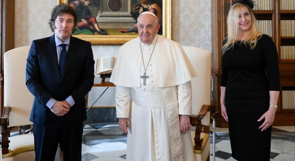 Milei se reunió una hora con Francisco en el Vaticano