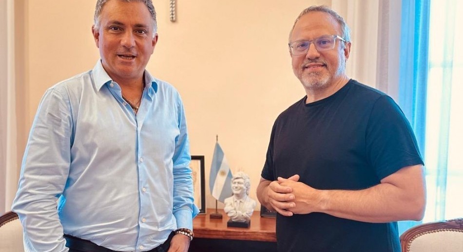 Valenzuela y otro intendente de JxC anunciaron su pase a los libertarios