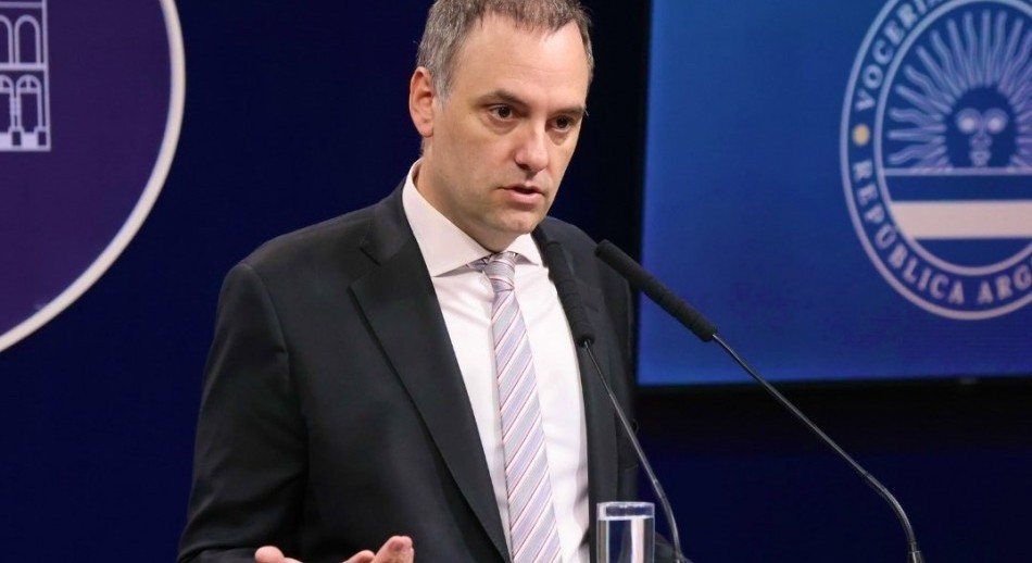 Manuel Adorni será candidato a legislador porteño por La Libertad Avanza