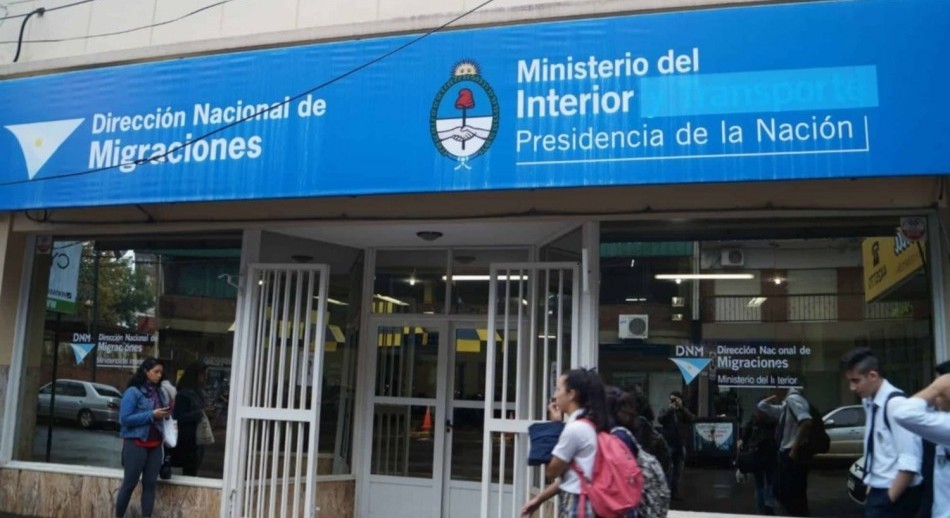 El Gobierno modificó la ley Migratoria y las universidades podrán cobrarle a los extranjeros