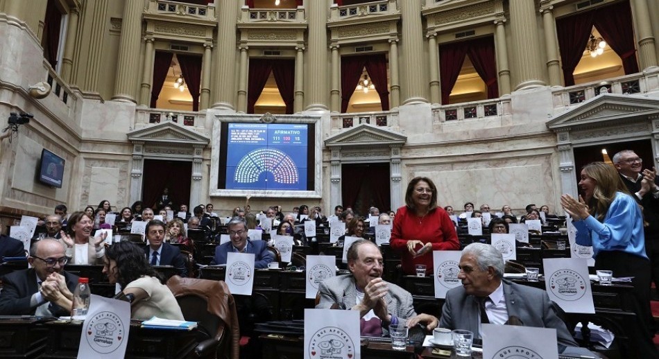 Diputados aprobó un aumento del 7,2% de las jubilaciones y un bono de $110 mil