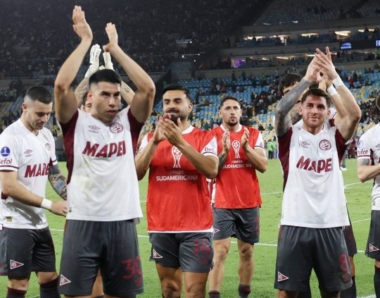 Lanús igualó en Brasil ante Fluminense y se metió en semifinales de la Copa Sudamericana