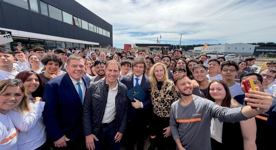 Junto a Santilli, Milei volvió a hacer campaña en Provincia después de la renuncia de Espert