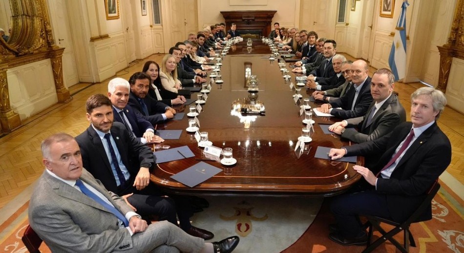 Milei recibió a los gobernadores: pidió apoyo para el presupuesto 2026 y “acuerdos básicos” 