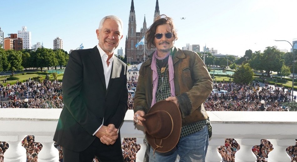 La Plata: El intendente Alak distinguió como Visitante Ilustre a Johnny Depp