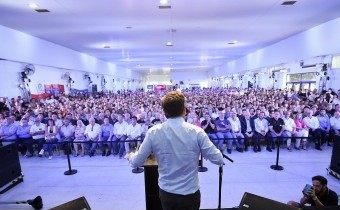 Kicillof llamó al peronismo a centrarse en construir una “alternativa a la ultraderecha”
