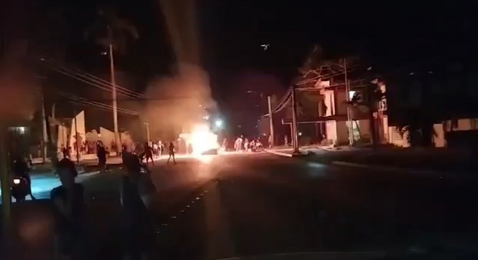 Cuba confirma conversaciones con EEUU en medio de crisis energética y económica