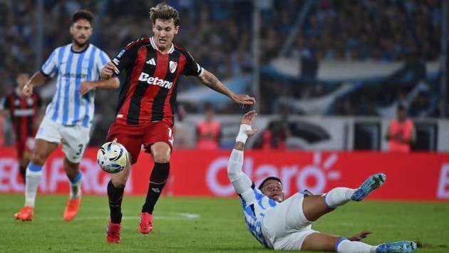 River le ganó a Racing  2-0 y sigue invicto en el ciclo Coudet