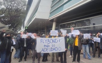 Flybondi entra en zona crítica: 12 días sin vuelos, web caída y presión financiera en aumento