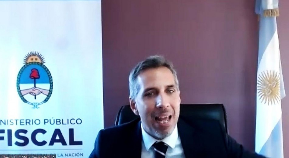 La fiscalía dijo que el testamento de Lázaro Báez prueba que él no manejaba su riqueza